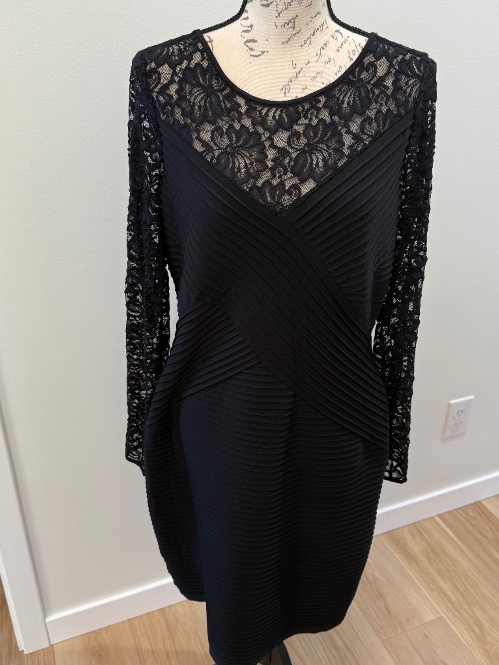 Calvin Klein Size 14 Black Lace Long Sleeve Pleated Sheath Dress